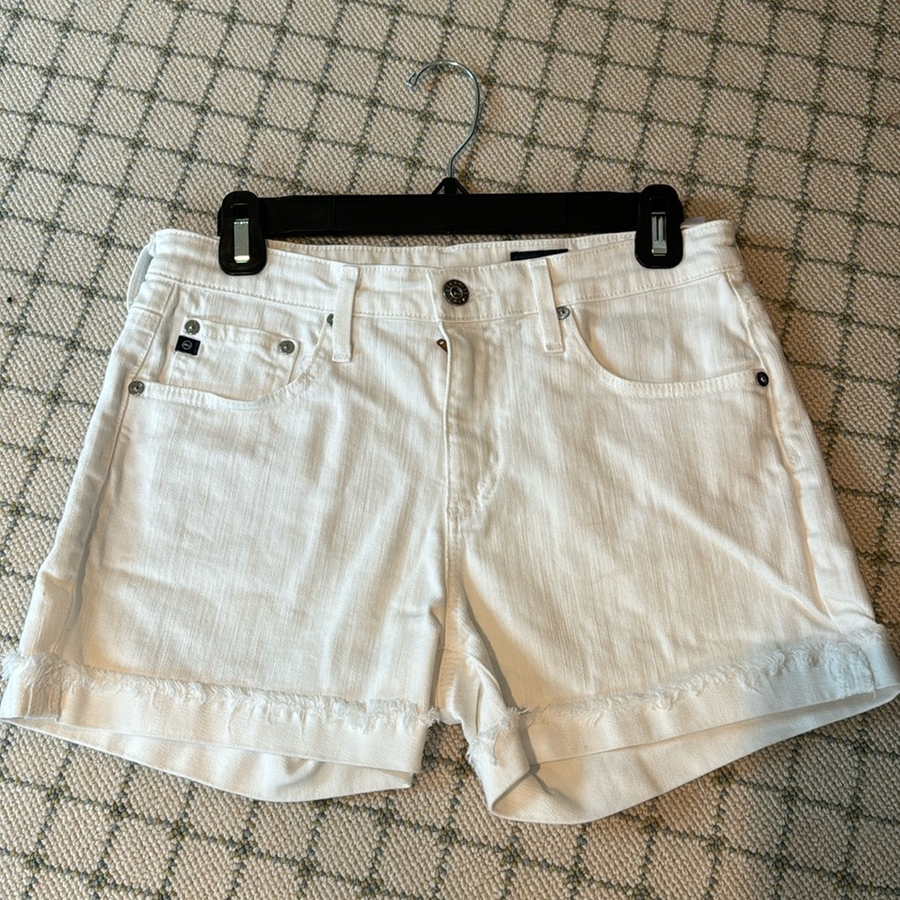 AG The Hailey ex-boyfriend roll up shorts, Size 26. Great condition